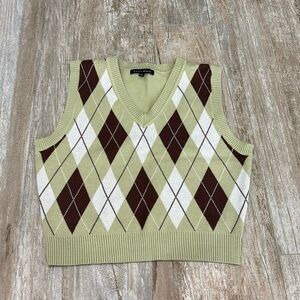 Green, brown, & cream argyle sweater vest NWOT